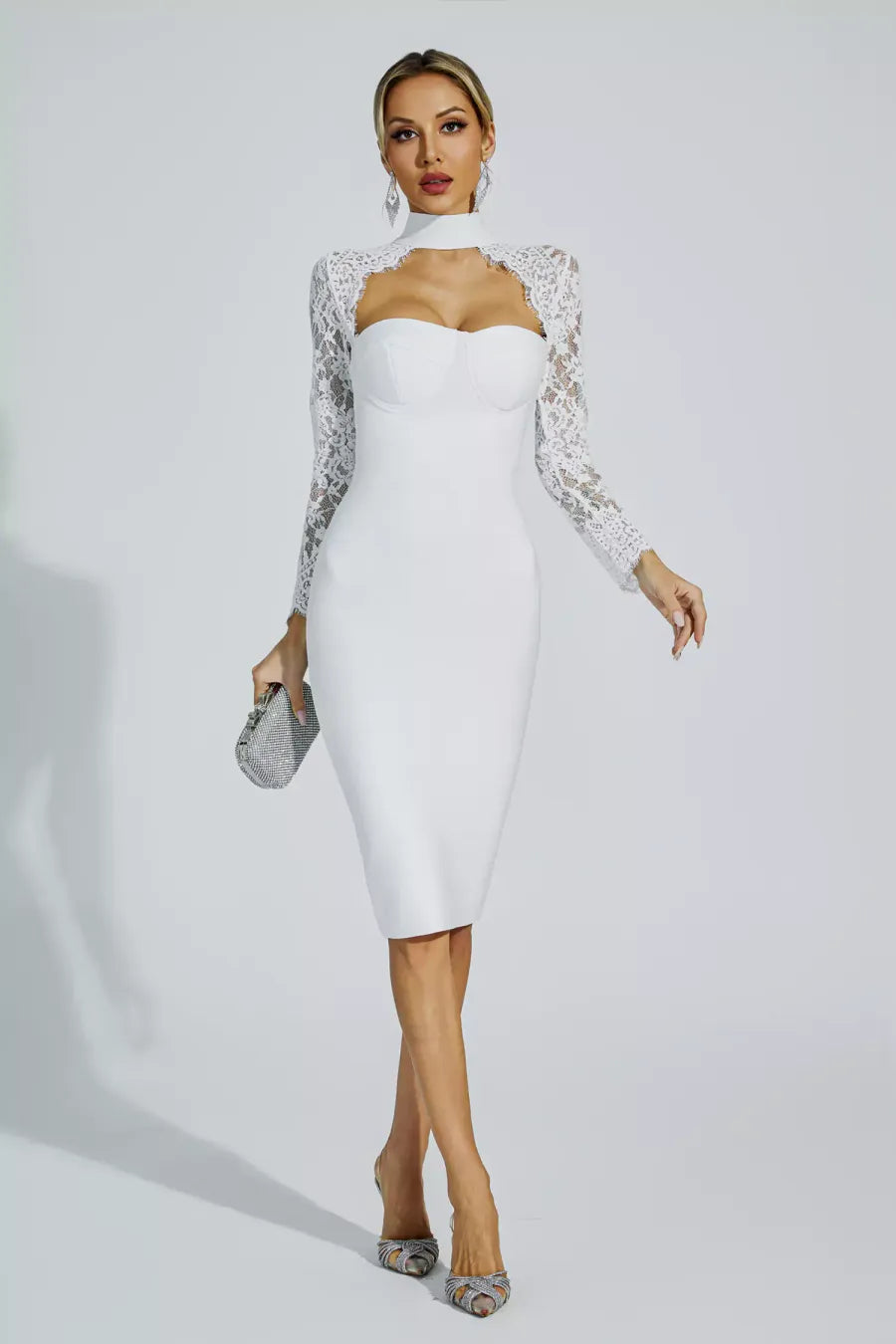 Robe Bandage "Éclat de Dentelle"