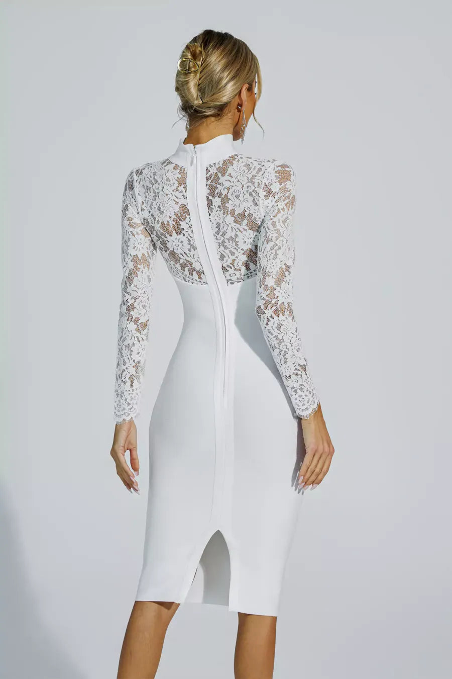 Robe Bandage "Éclat de Dentelle"