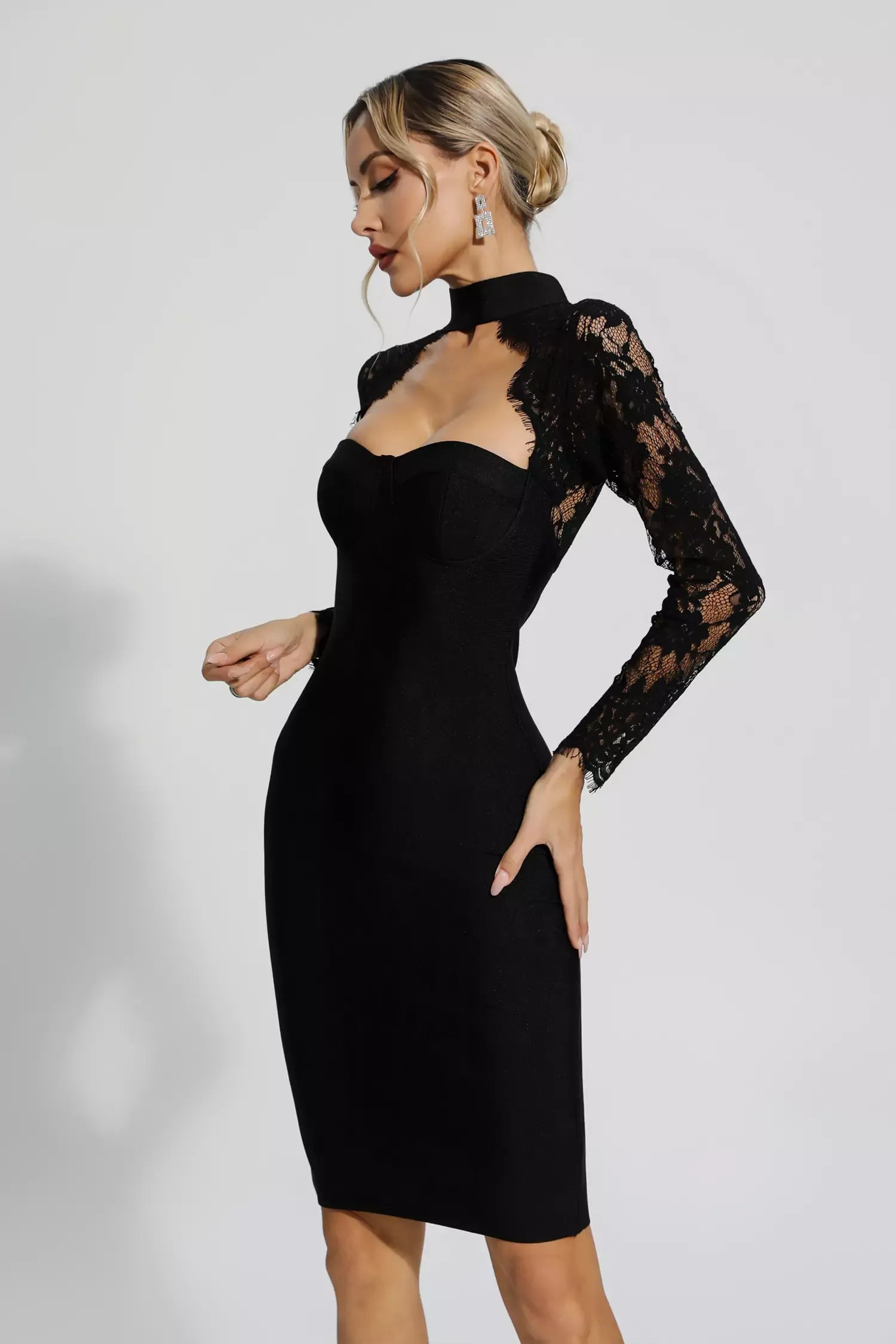 Robe Bandage "Éclat de Dentelle" - Noir