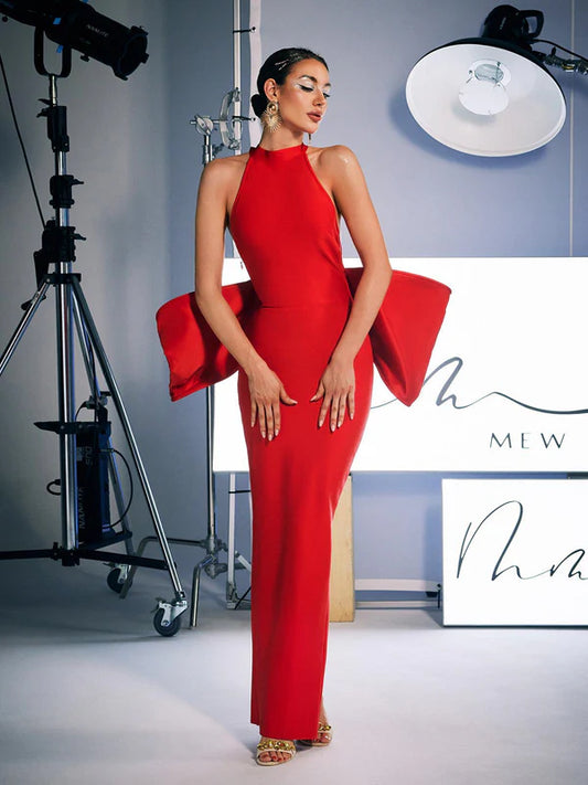Robe Bandage Prestige - "Rouge Élégance"
