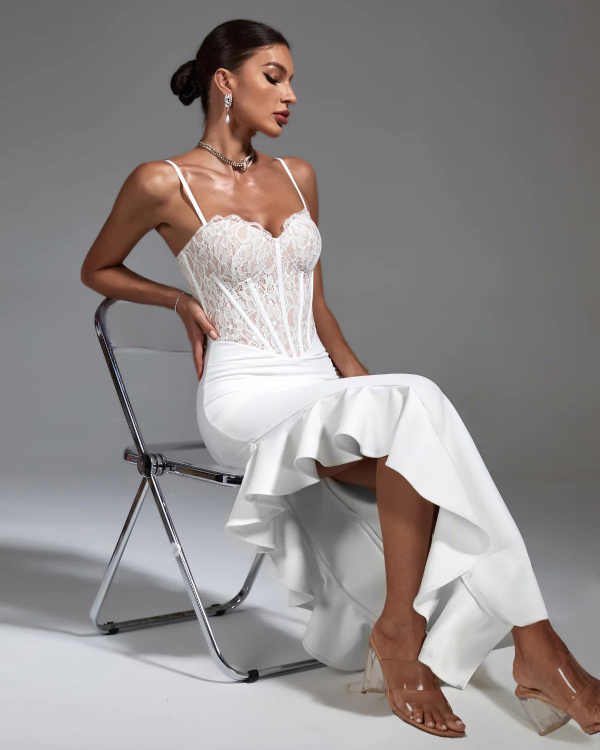 Prestige corset bandage dress in white lace